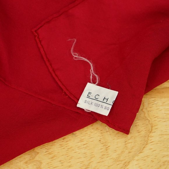 Barbiecore Echo 100% Silk Magenta Hot Pink Oblong Scarf  11" x 62" - Picture 3 of 3